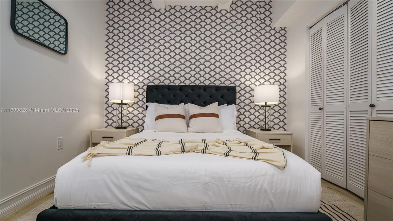 For Sale: $2,349,000 (9 beds, 5 baths, 4939 Square Feet)