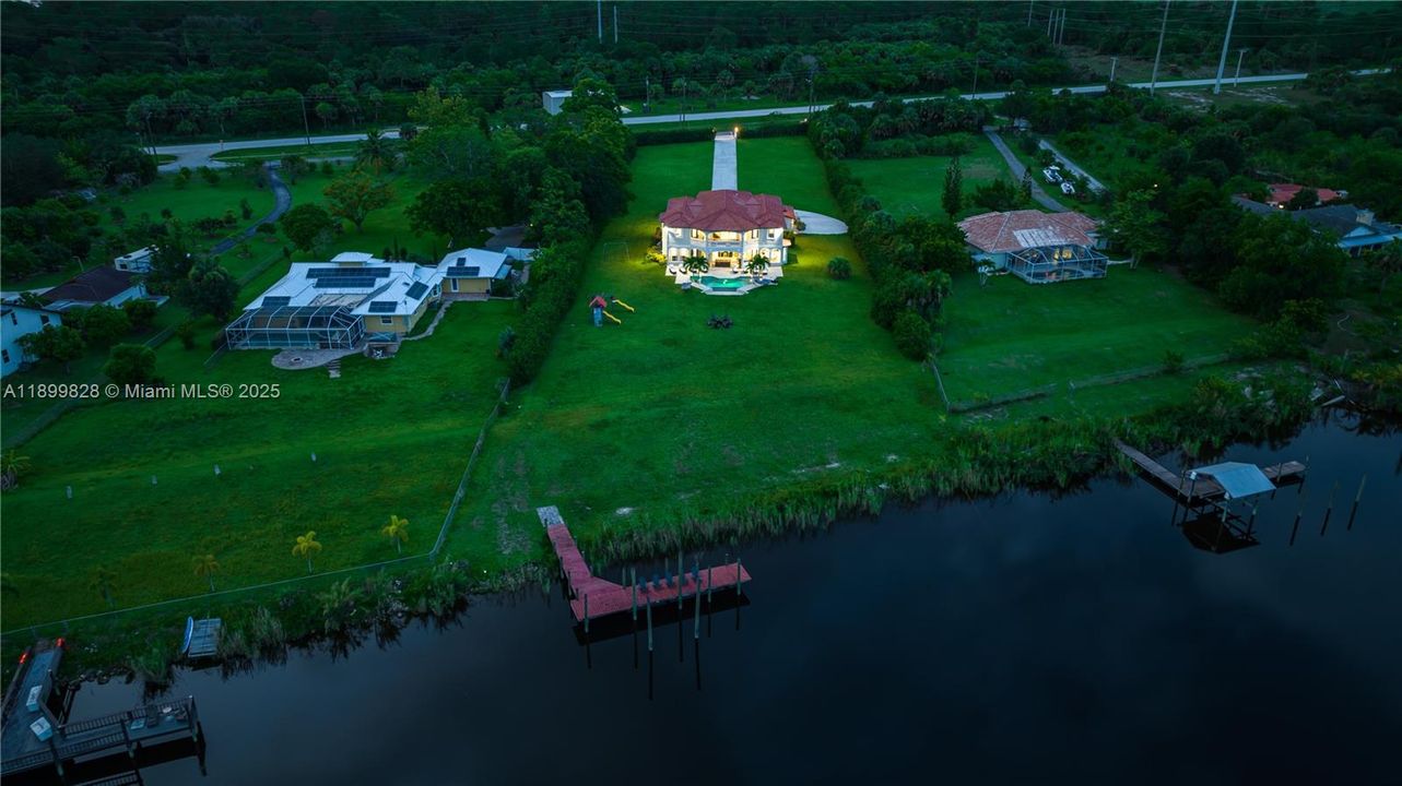 For Sale: $2,349,000 (9 beds, 5 baths, 4939 Square Feet)