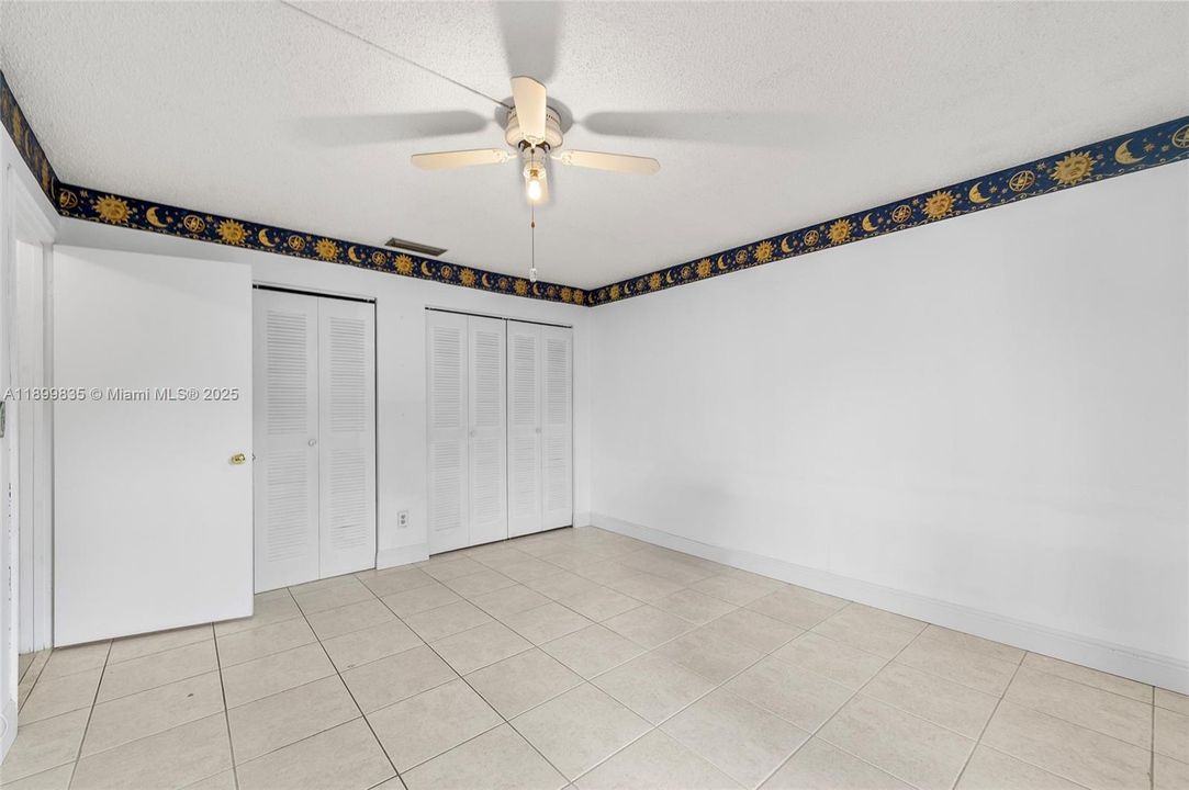 En Venta: $349,000 (3 camas, 2 baños, 1332 Pies cuadrados)