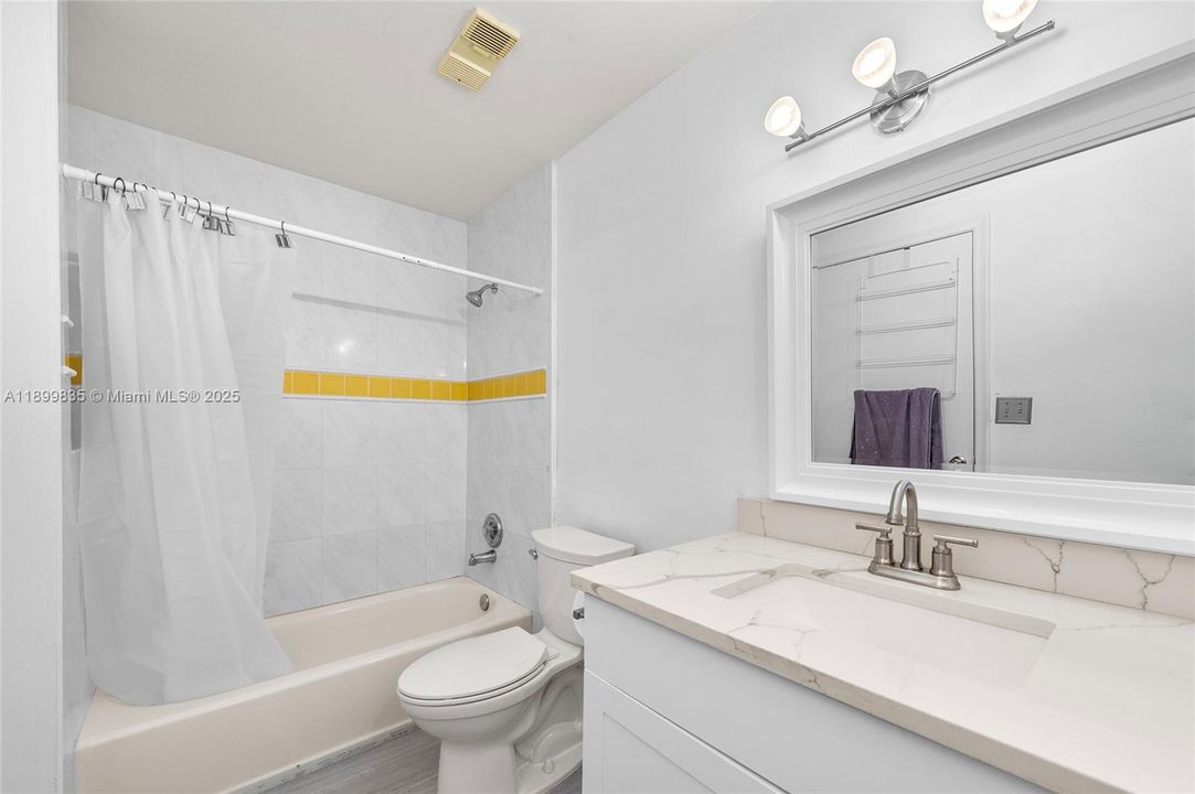 En Venta: $349,000 (3 camas, 2 baños, 1332 Pies cuadrados)