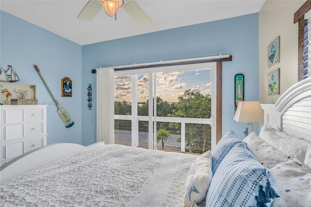 待售: $1,180,000 (3 贝兹, 2 浴室, 1674 平方英尺)