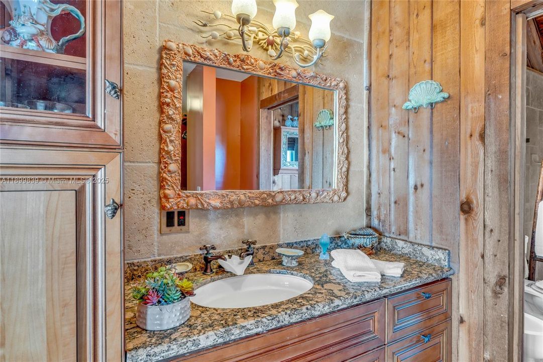 待售: $1,180,000 (3 贝兹, 2 浴室, 1674 平方英尺)