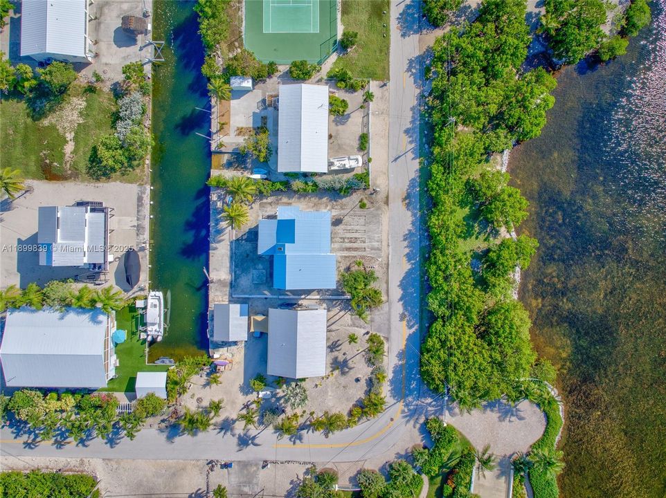 待售: $1,180,000 (3 贝兹, 2 浴室, 1674 平方英尺)