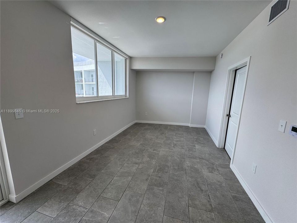 Недавно арендовано: $1,949 (1 спален, 1 ванн, 642 Квадратных фут)