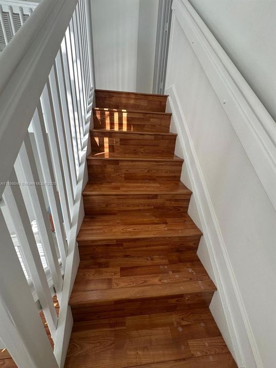 Active With Contract: $3,500 (2 beds, 2 baths, 1491 Square Feet)