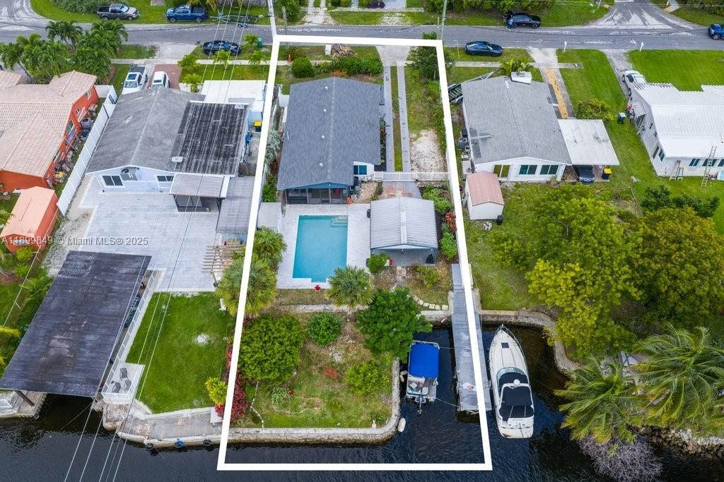 Active With Contract: $799,000 (2 beds, 2 baths, 1020 Square Feet)