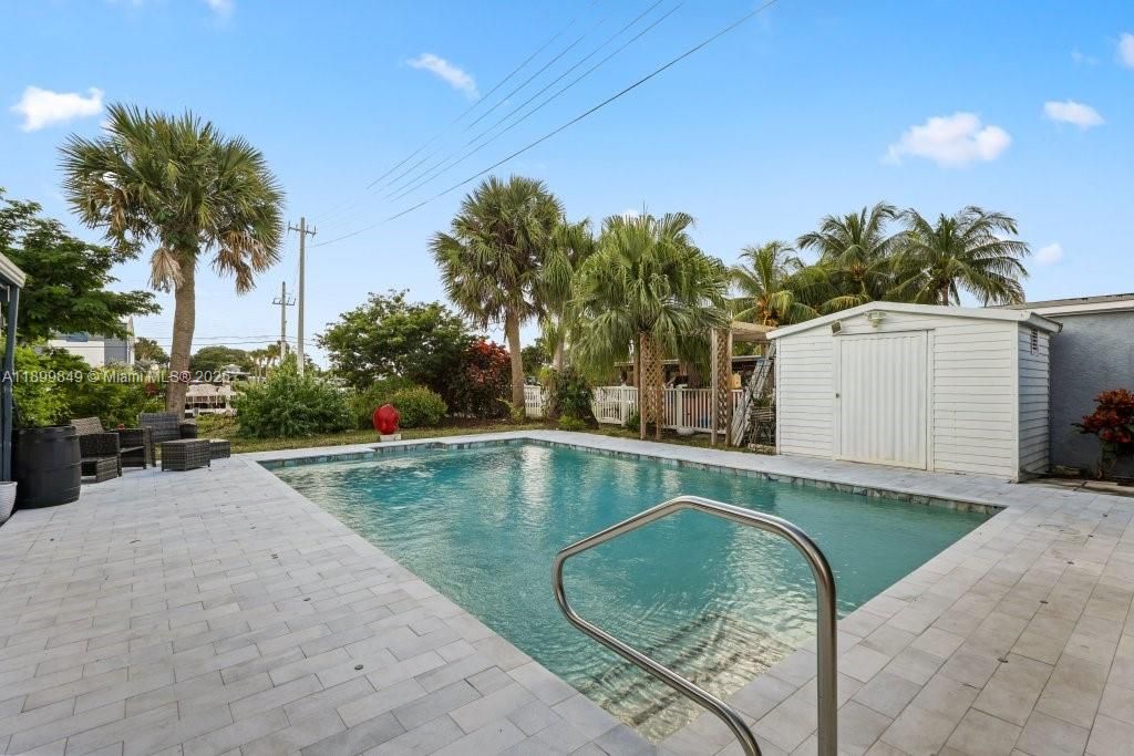 Active With Contract: $799,000 (2 beds, 2 baths, 1020 Square Feet)