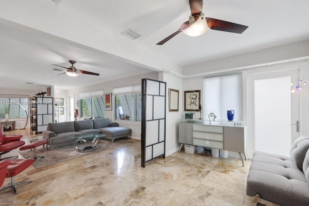 Active With Contract: $799,000 (2 beds, 2 baths, 1020 Square Feet)