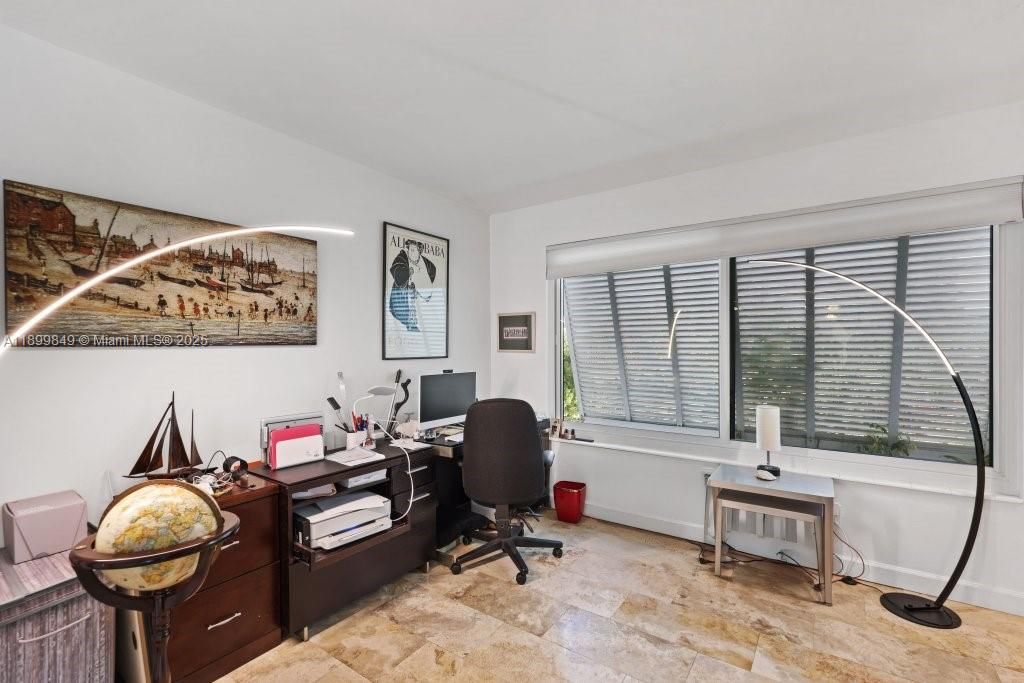 Active With Contract: $799,000 (2 beds, 2 baths, 1020 Square Feet)