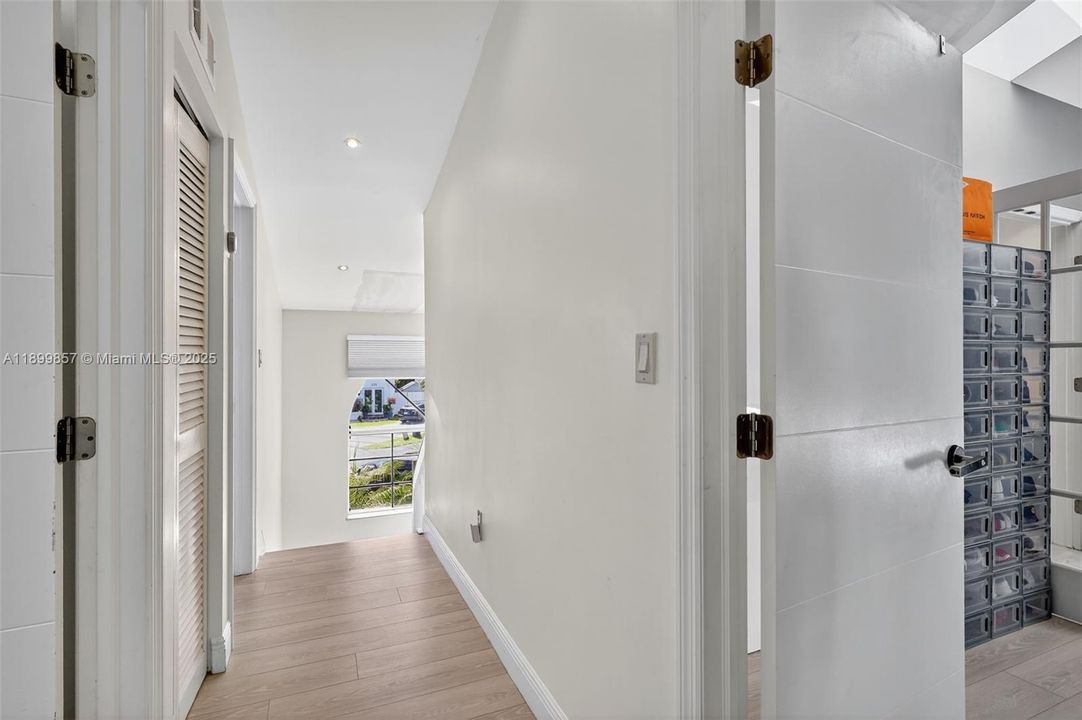 En Venta: $525,000 (3 camas, 3 baños, 1449 Pies cuadrados)