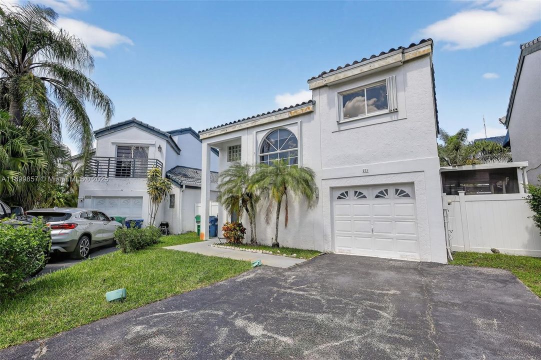 En Venta: $525,000 (3 camas, 3 baños, 1449 Pies cuadrados)