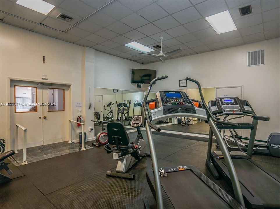 En Venta: $525,000 (3 camas, 3 baños, 1449 Pies cuadrados)