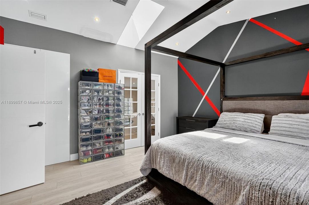 En Venta: $525,000 (3 camas, 3 baños, 1449 Pies cuadrados)