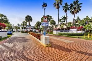 En Venta: $525,000 (3 camas, 3 baños, 1449 Pies cuadrados)