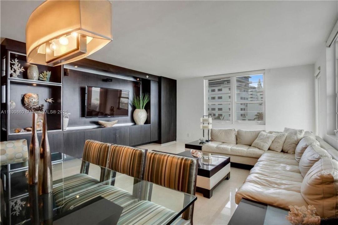 待售: $1,399,000 (2 贝兹, 2 浴室, 1190 平方英尺)