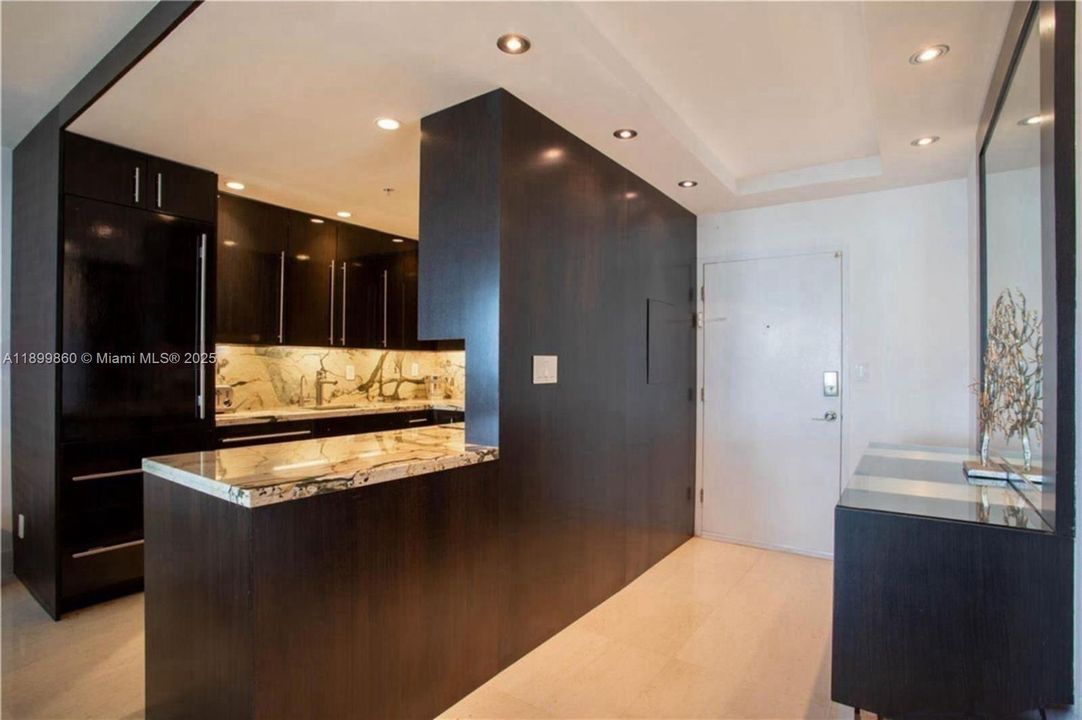 待售: $1,399,000 (2 贝兹, 2 浴室, 1190 平方英尺)