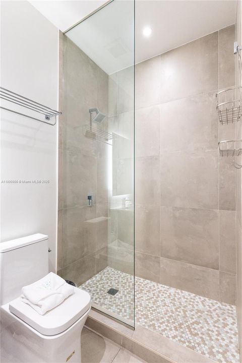 Recently Sold: $500,000 (0 beds, 1 baths, 433 Square Feet)