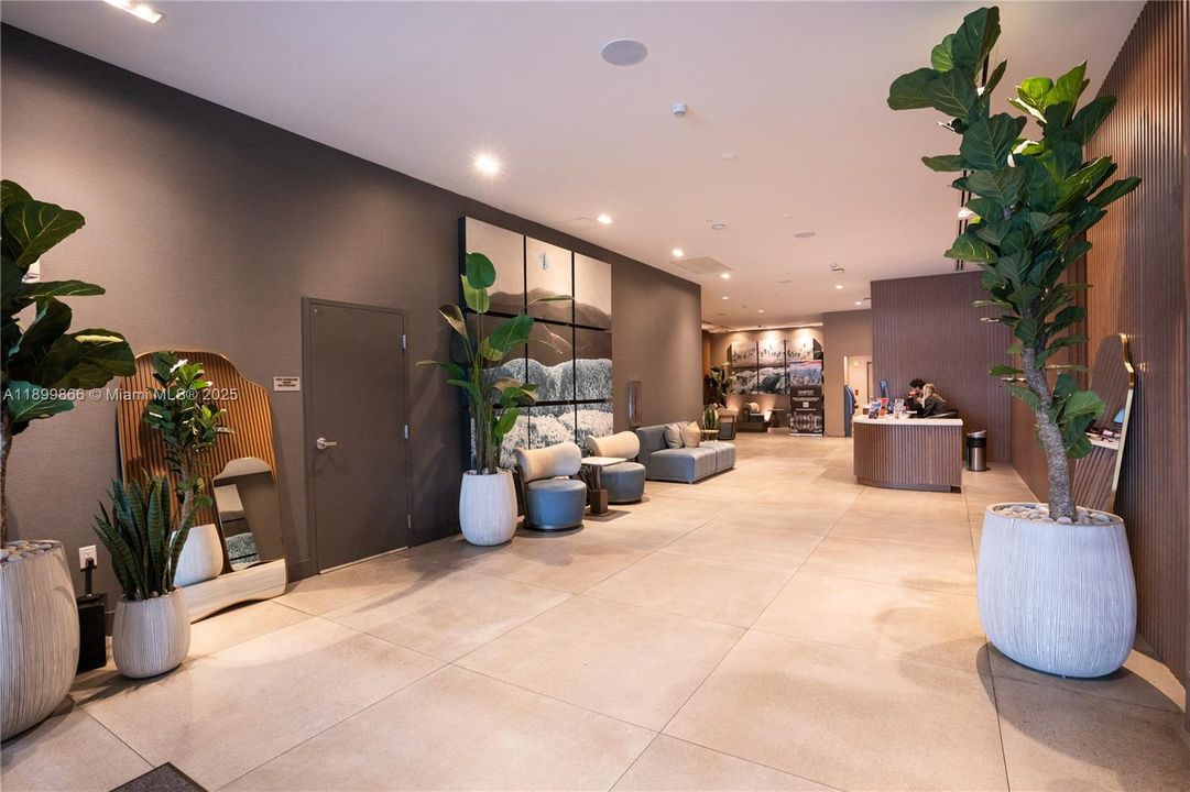 Recently Sold: $500,000 (0 beds, 1 baths, 433 Square Feet)