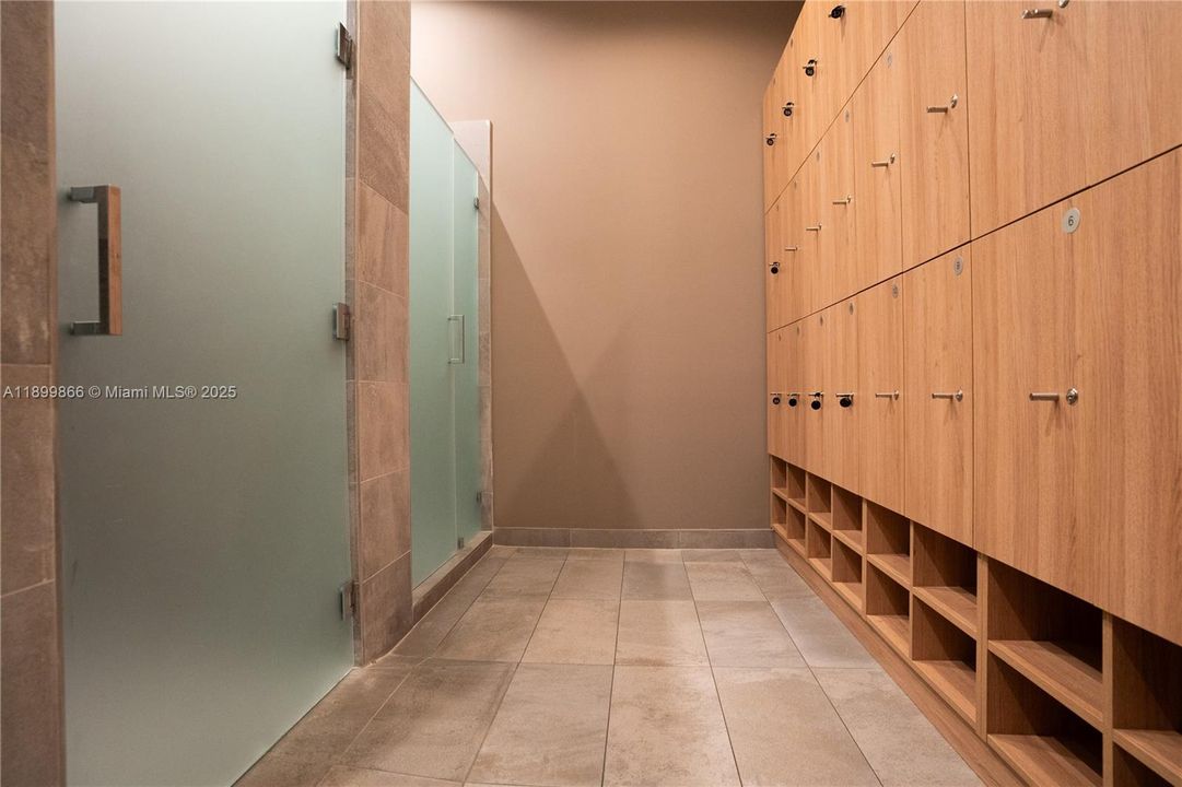 Recently Sold: $500,000 (0 beds, 1 baths, 433 Square Feet)