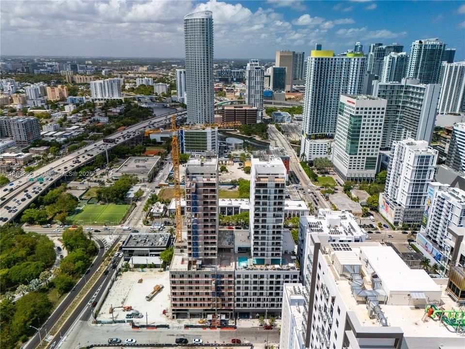 Recently Sold: $500,000 (0 beds, 1 baths, 433 Square Feet)