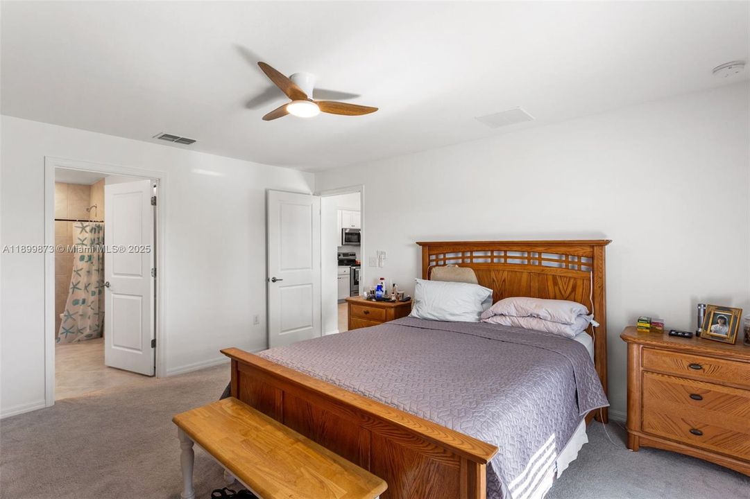 For Sale: $335,000 (3 beds, 2 baths, 1556 Square Feet)