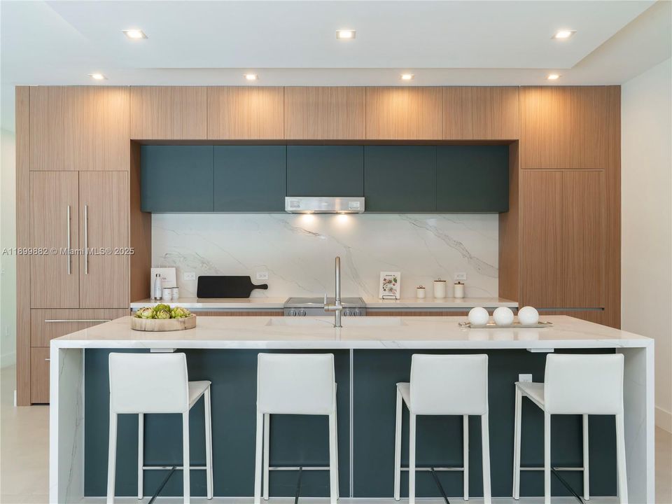 For Sale: $1,750,000 (4 beds, 4 baths, 2505 Square Feet)