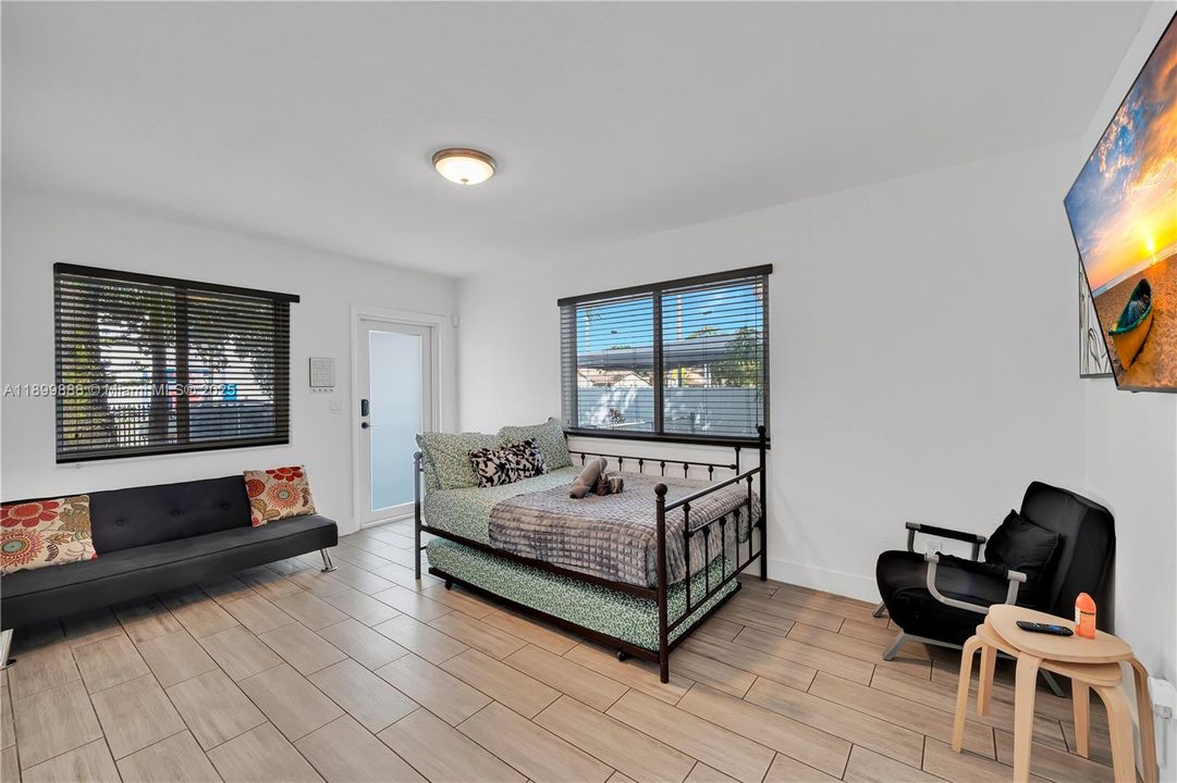 For Sale: $1,299,000 (0 beds, 0 baths, 1378 Square Feet)