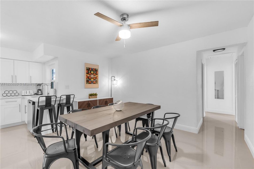 For Sale: $515,000 (4 beds, 2 baths, 1666 Square Feet)