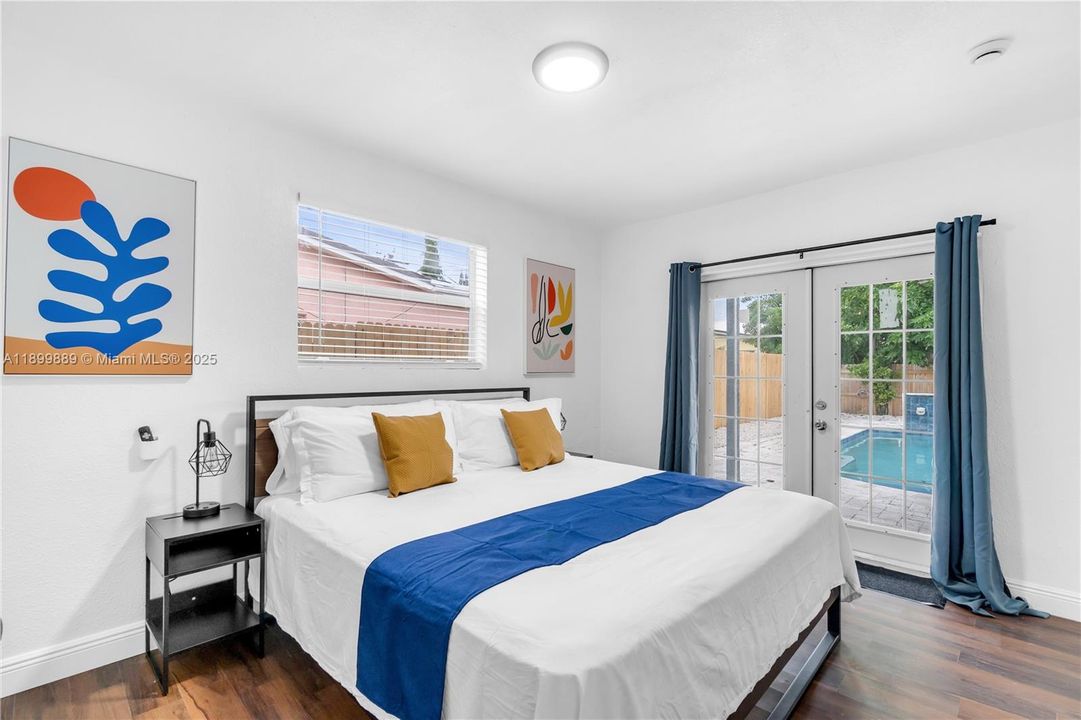 For Sale: $515,000 (4 beds, 2 baths, 1666 Square Feet)