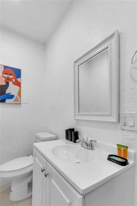 For Sale: $515,000 (4 beds, 2 baths, 1666 Square Feet)