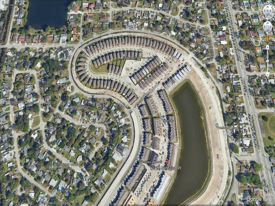 出租: $3,439 (3 贝兹, 2 浴室, 1695 平方英尺)