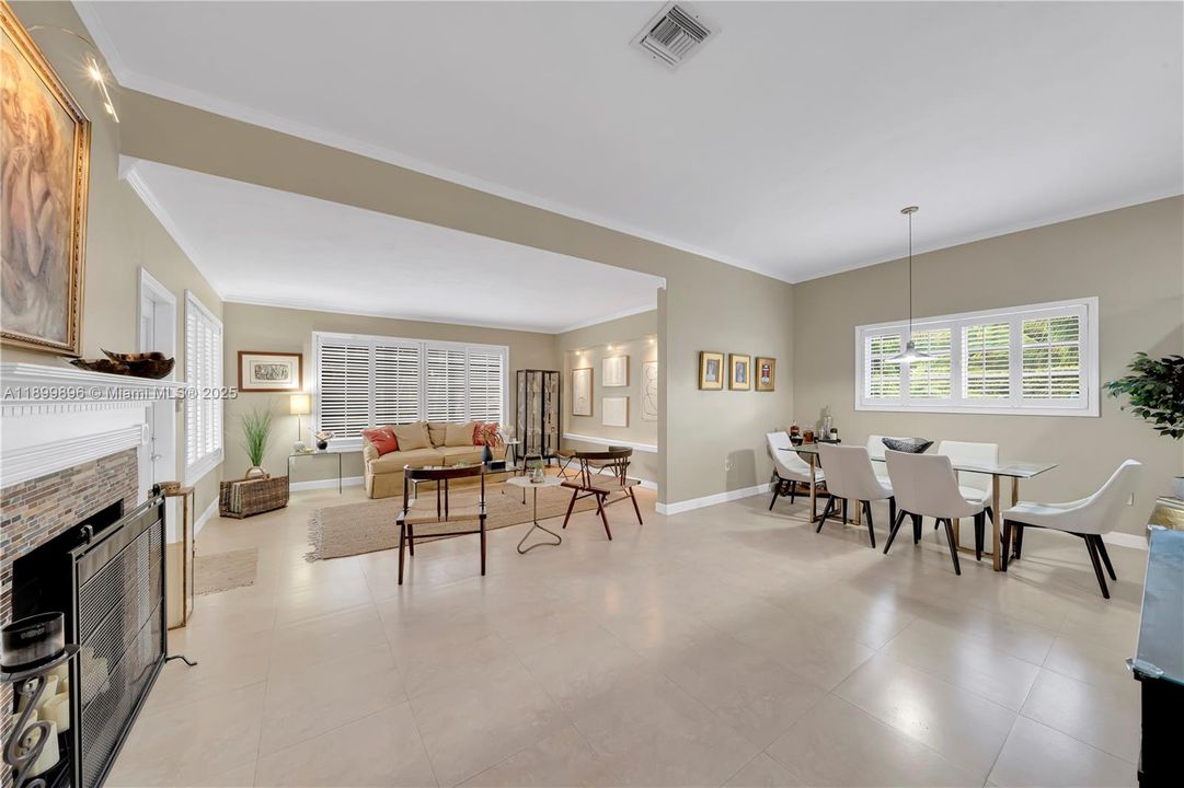 Active With Contract: $775,000 (3 beds, 2 baths, 1704 Square Feet)