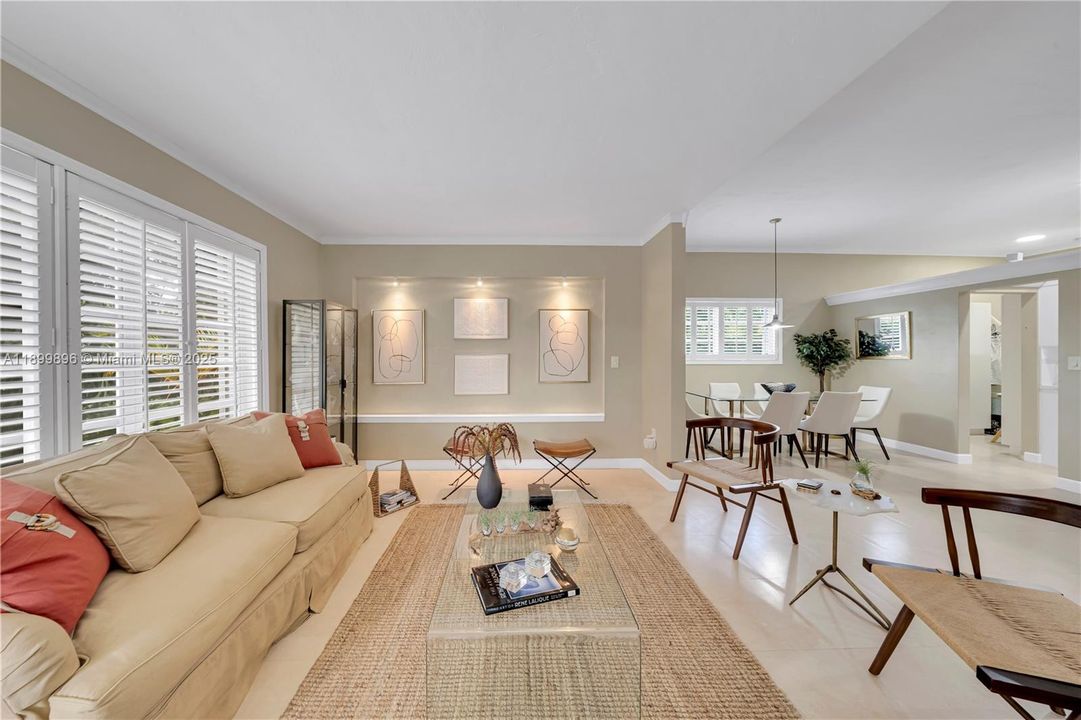 Active With Contract: $775,000 (3 beds, 2 baths, 1704 Square Feet)