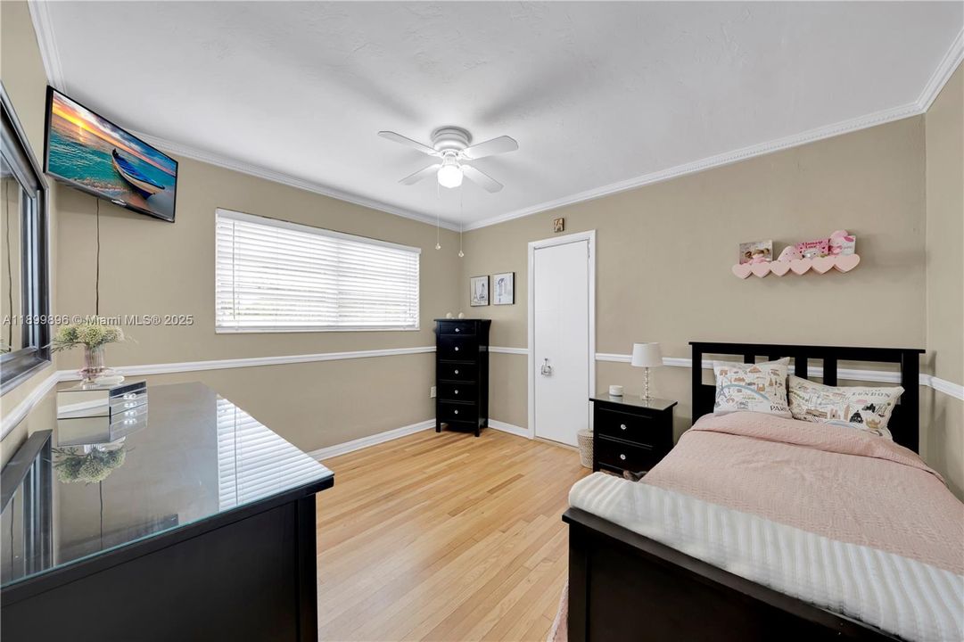 Active With Contract: $775,000 (3 beds, 2 baths, 1704 Square Feet)