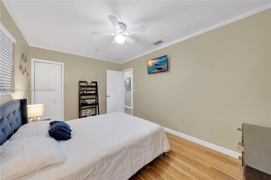 Active With Contract: $775,000 (3 beds, 2 baths, 1704 Square Feet)