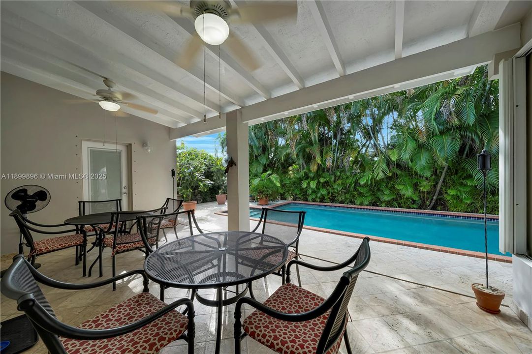 Active With Contract: $775,000 (3 beds, 2 baths, 1704 Square Feet)