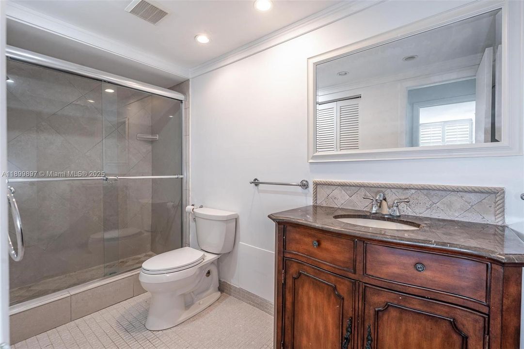 For Sale: $490,000 (2 beds, 2 baths, 1200 Square Feet)