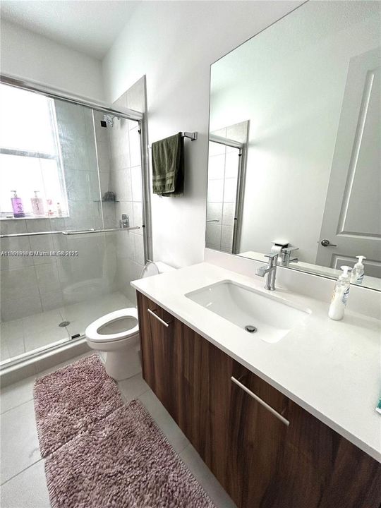 В аренду: $6,900 (5 спален, 4 ванн, 4054 Квадратных фут)