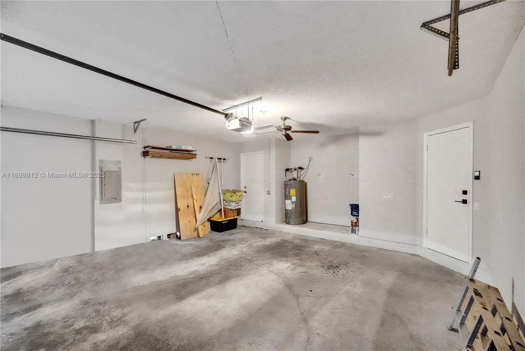 最近租的: $4,200 (3 贝兹, 2 浴室, 1505 平方英尺)