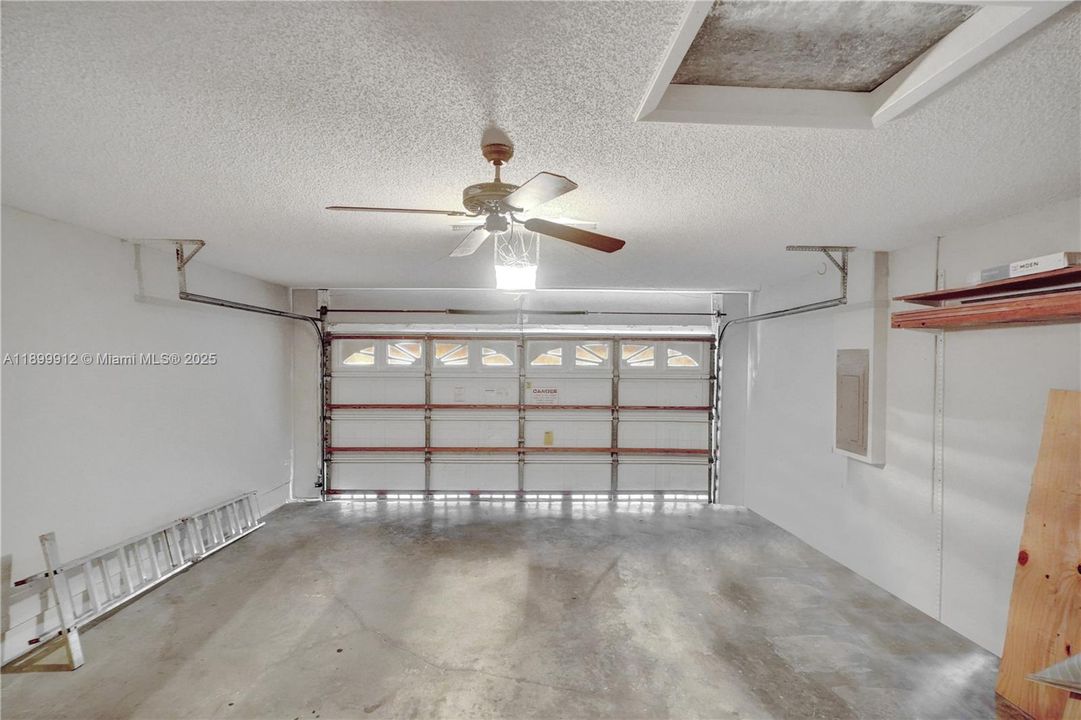 最近租的: $4,200 (3 贝兹, 2 浴室, 1505 平方英尺)