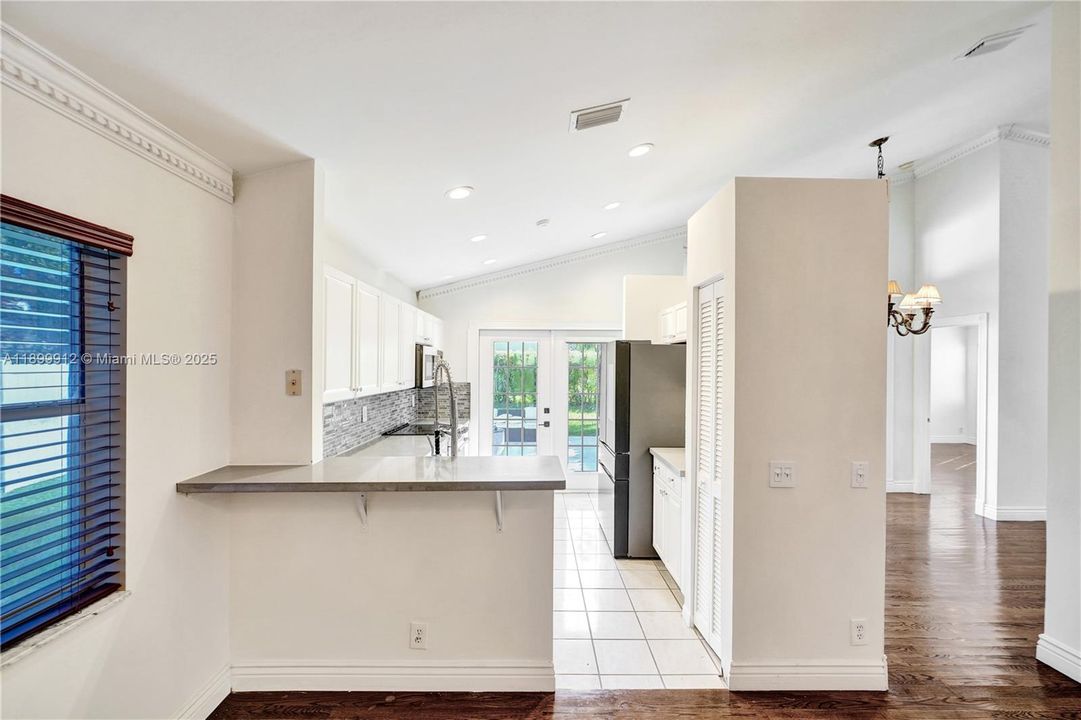 最近租的: $4,200 (3 贝兹, 2 浴室, 1505 平方英尺)