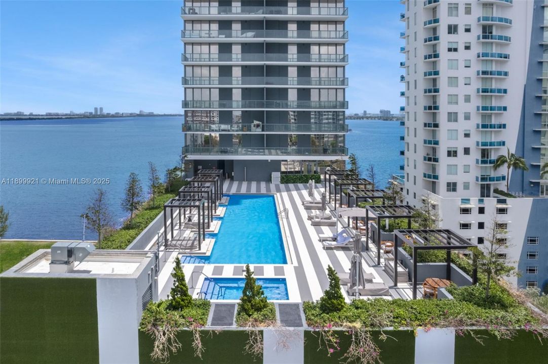 В аренду: $30,000 (3 спален, 3 ванн, 2891 Квадратных фут)