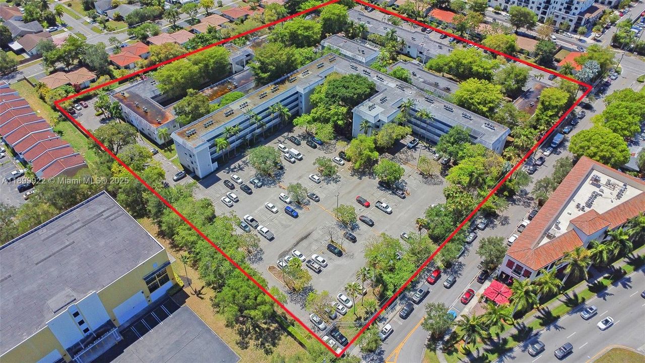 For Rent: $1,700 (1 beds, 1 baths, 664 Square Feet)