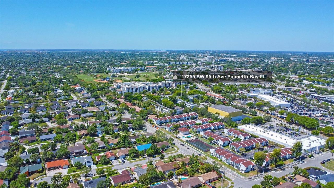 For Rent: $1,700 (1 beds, 1 baths, 664 Square Feet)