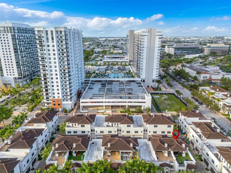 En Venta: $994,900 (5 camas, 4 baños, 2696 Pies cuadrados)