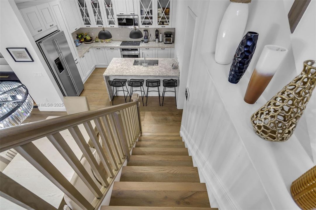 En Venta: $994,900 (5 camas, 4 baños, 2696 Pies cuadrados)