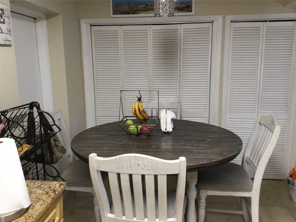 For Sale: $875,000 (4 beds, 2 baths, 1517 Square Feet)