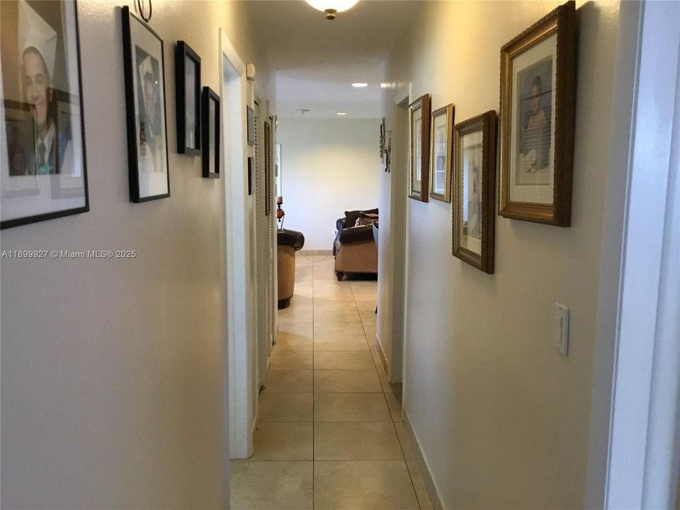 For Sale: $875,000 (4 beds, 2 baths, 1517 Square Feet)