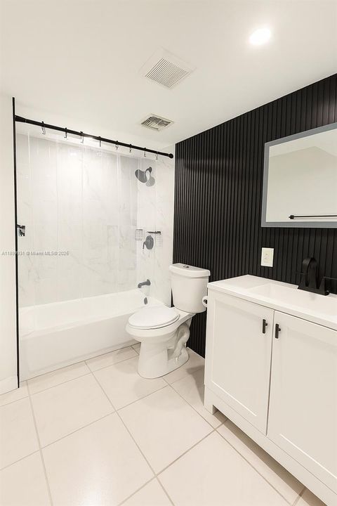 For Sale: $180,000 (2 beds, 2 baths, 1120 Square Feet)