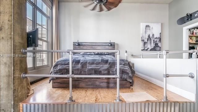 For Sale: $505,000 (1 beds, 1 baths, 1015 Square Feet)